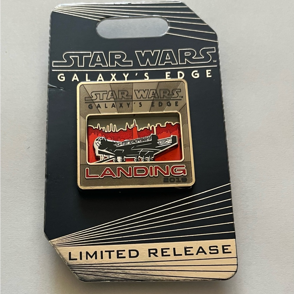 Disney Park Pin Trading Star Wars Galaxy Edge Landing 2019 Limited Release Pin
